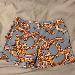 Scallop hem J. McLaughlin shorts